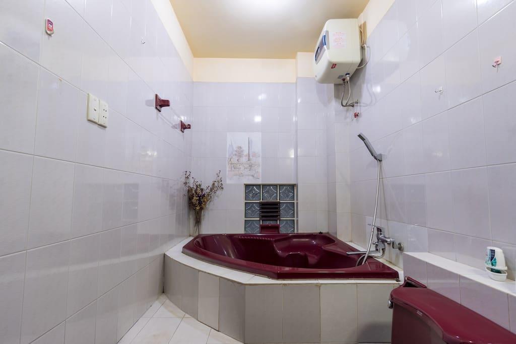 Giang Thanh Hotel 2*
